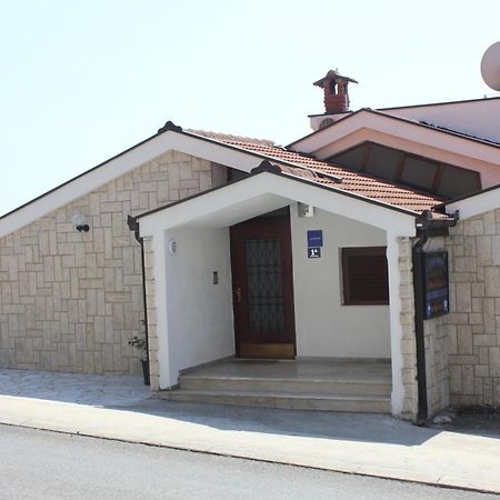 Guesthouse San Antonio Плоче Номер фото