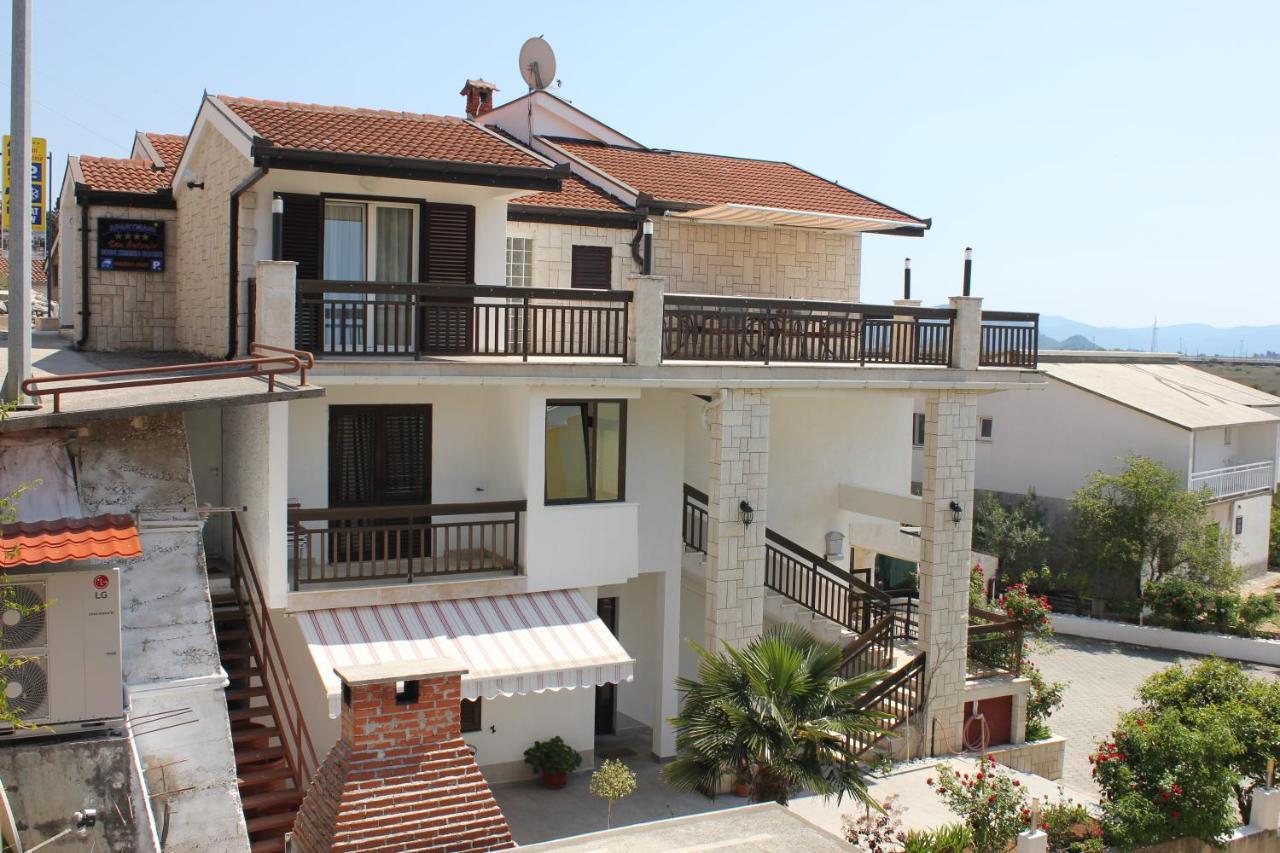 Guesthouse San Antonio Плоче Экстерьер фото